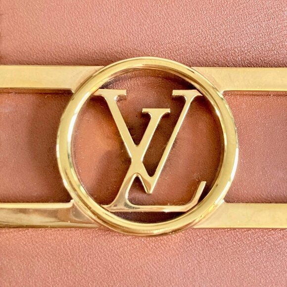 Louis Vuitton Reverse Monogram Dauphine Mini - Picture 6 of 8